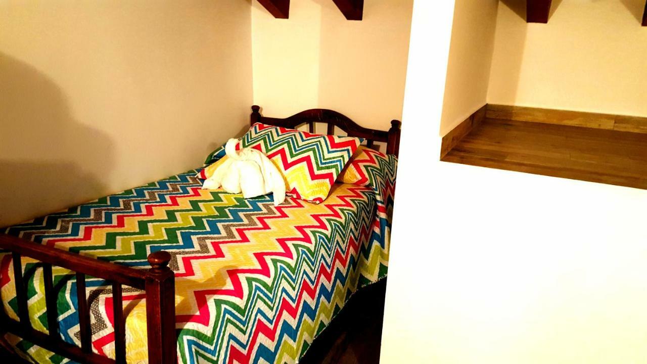 Casas Rurales Almoguer Frailes ภายนอก รูปภาพ